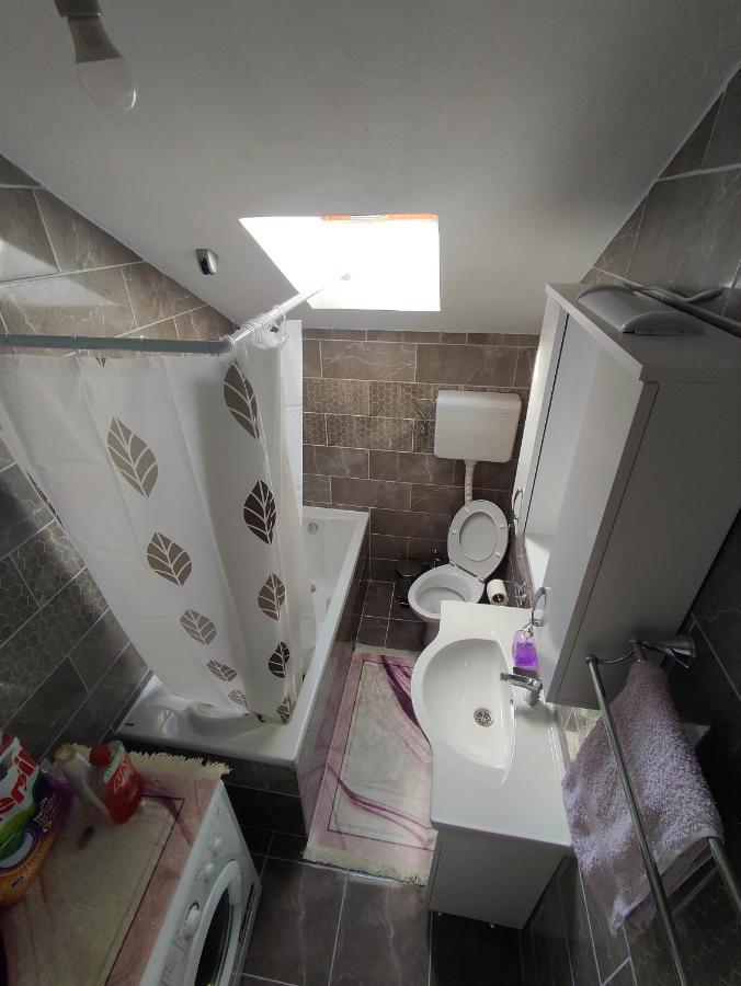 Apartment La Casa 普卢日内 外观 照片