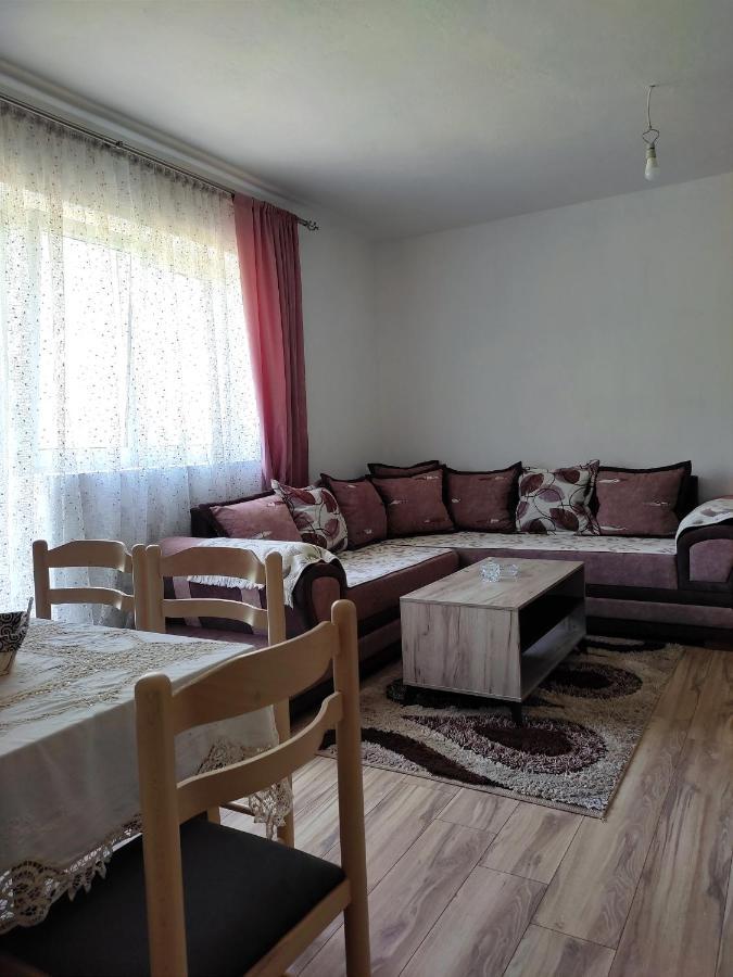 Apartment La Casa 普卢日内 外观 照片