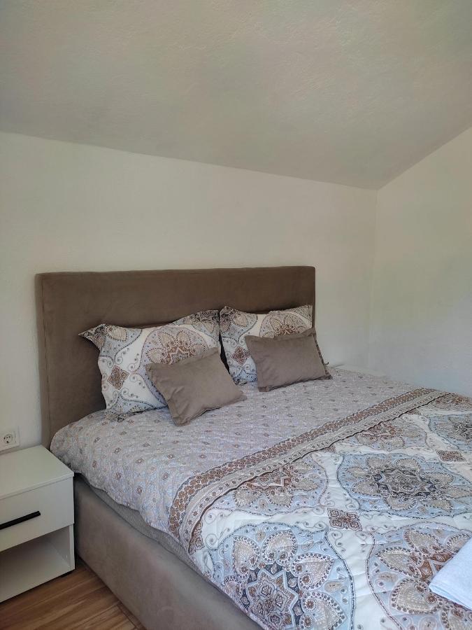 Apartment La Casa 普卢日内 外观 照片