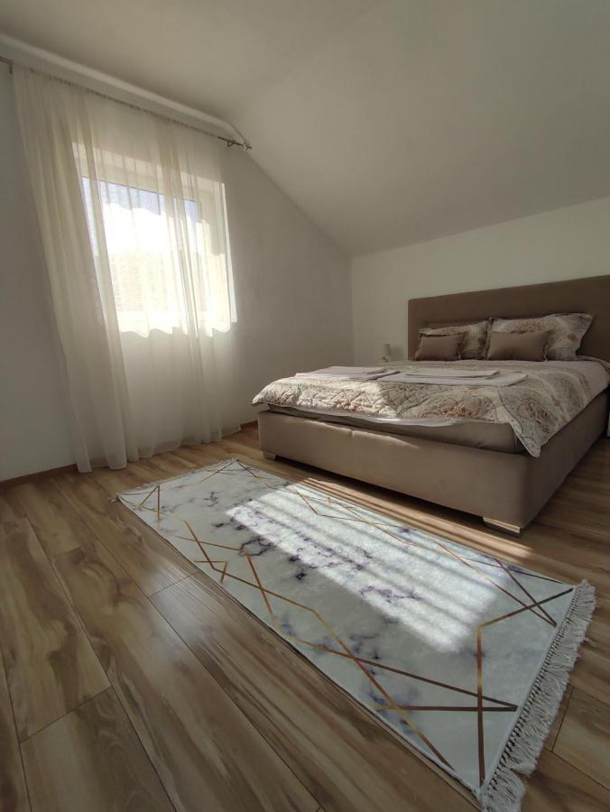 Apartment La Casa 普卢日内 外观 照片