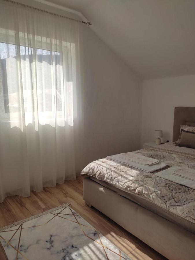 Apartment La Casa 普卢日内 外观 照片