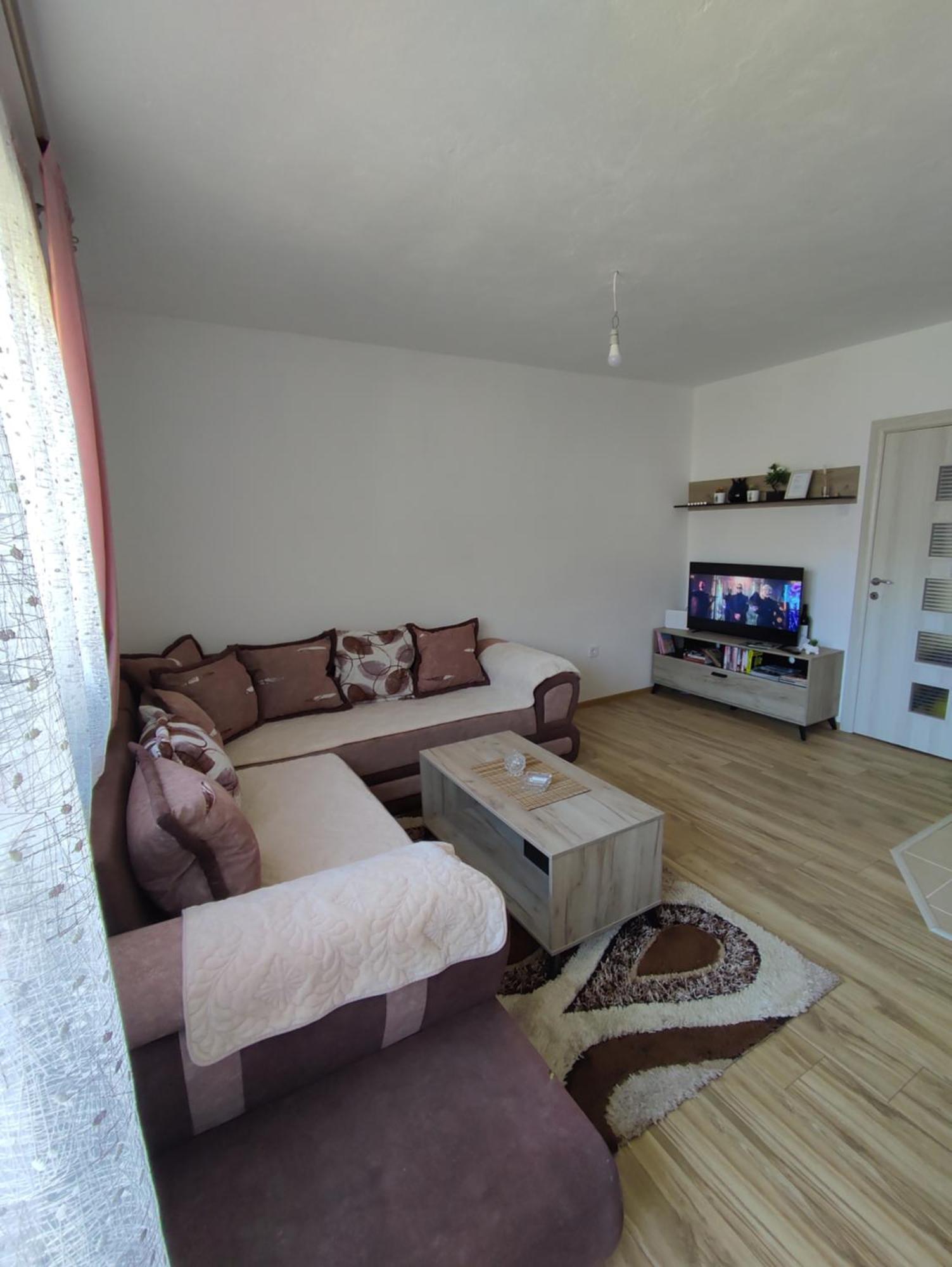 Apartment La Casa 普卢日内 外观 照片